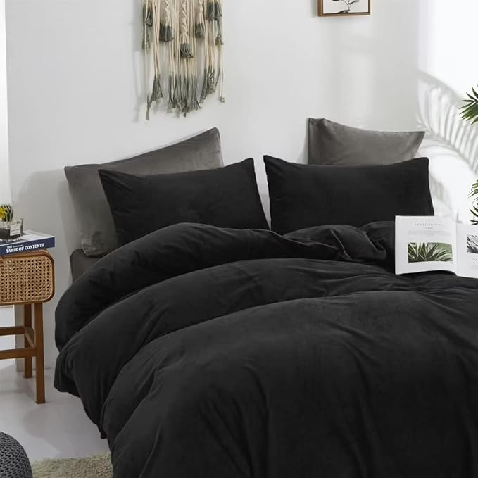 CLOTHKNOW Black Velvet California King Comforter Set Fluffy Bedding Comforter Sets Soft Flannel Comforters Black Comforter with 2 x Pillow Cases