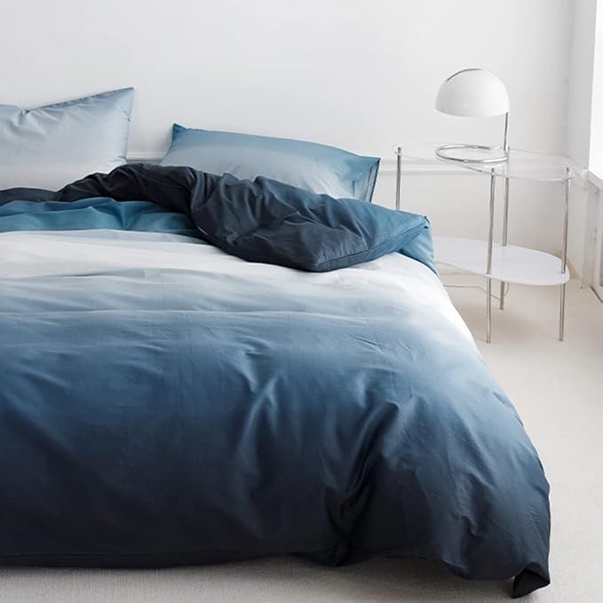 CLOTHKNOW Blue White Twin/Twin XL Comforter Set Blue Gradient Bedding Comforter Sets with 2 x Pillowcases Soft All Season Comforter