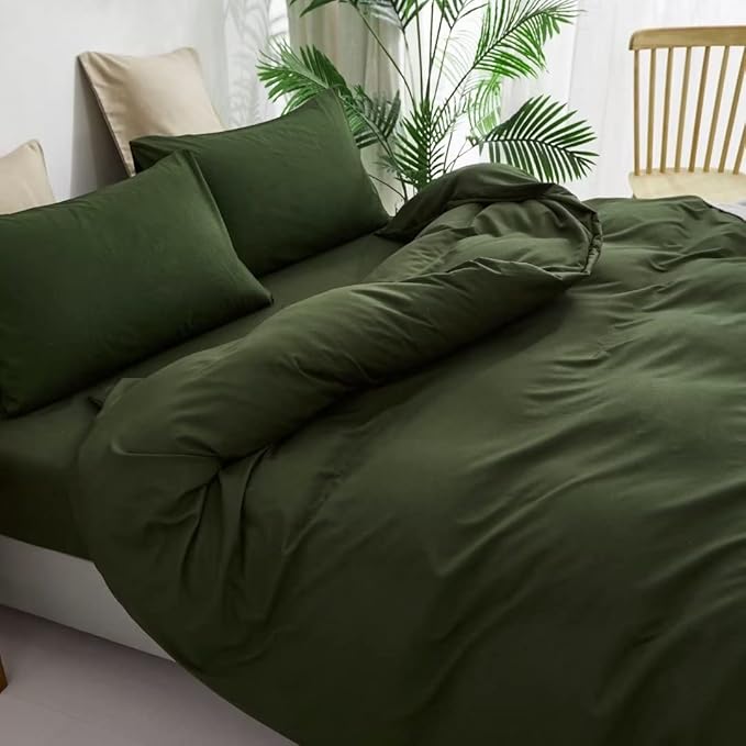 CLOTHKNOW Army Green California King Comforter Set Green Bedding Comforter Sets All Season Soft Hunter Comforter with 2 x Pillow Cases