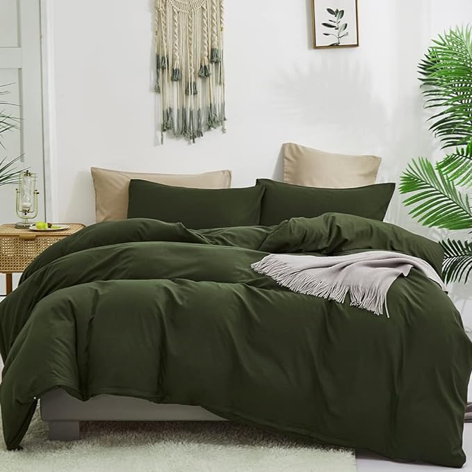 CLOTHKNOW Army Green California King Comforter Set Green Bedding Comforter Sets All Season Soft Hunter Comforter with 2 x Pillow Cases