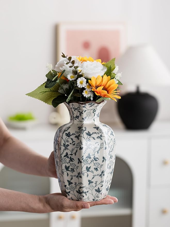 Blue and White Vase, Vintage Blue Ceramic Flower Vessel,Ceramic vases for Home Decor,Vintage Green and Beige for Console Table Mantle Chinoiserie Decor (Retro-01, Large)