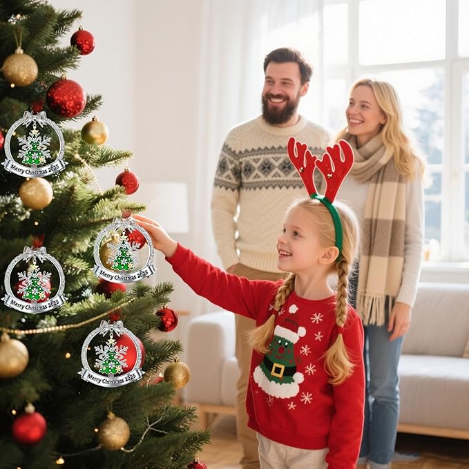 Christmas Ornament 2025 for Christmas Tree Decorations Xmas Wreath Ornament with Hanging Snowflake Dated 2025 Metal Xmas Ornament for Holiday Decorative Keepsake Gifts