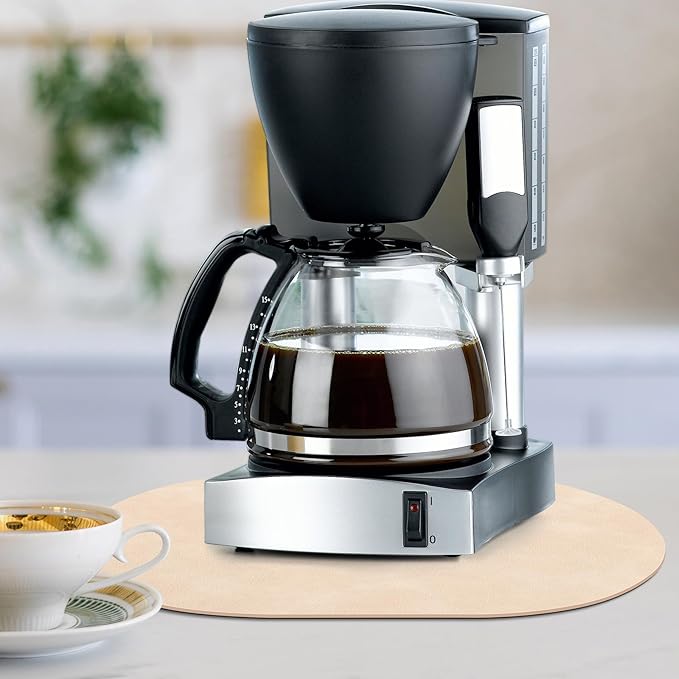 ADRIMER Placemats, Heat Resistant Oval Placemats Set of 4 Washable 12 x 17 Inch, Waterproof Table Mats, Wipeable Pu Place Mats for Kitchen, Dining Room, Beige