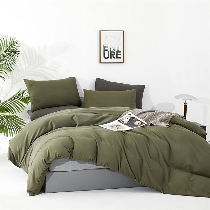 CLOTHKNOW Olive Green King Size Comforter Set 3Pcs Green Bedding Comforter Sets Soft All Season Hunter Green Comforter with 2 x Pillow Cases