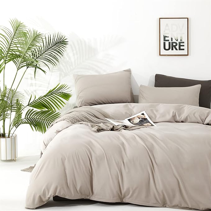 CLOTHKNOW Light Khaki Comforter Sets Full Oatmeal Bedding Comforter Sets All Season Soft Beige Khaki Comforter with 2 x Pillow Cases