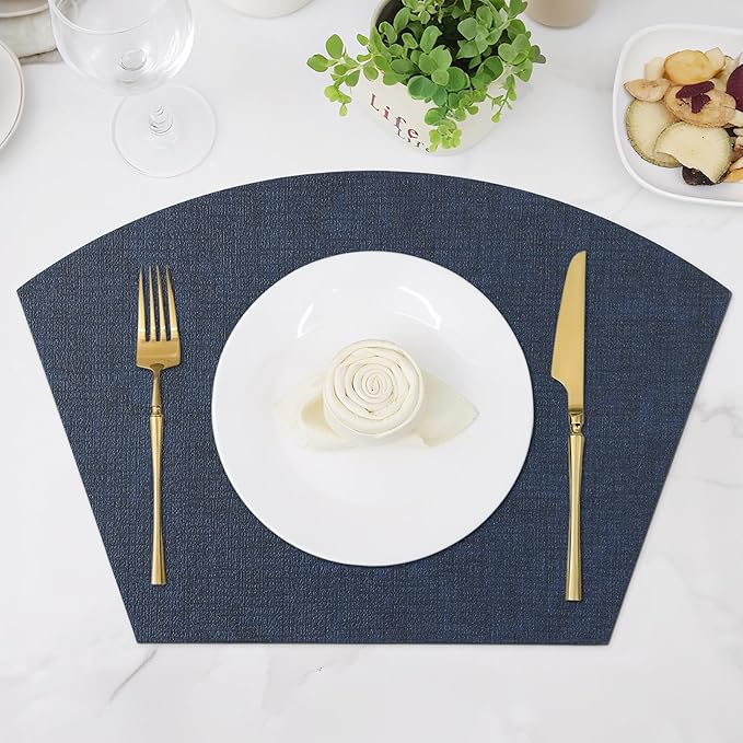 Homaxy Round Table Placemats Set of 6, Washable Wedge Shaped Faux Leather Table Mats, Wipeable Kitchen Dinner Place Mats for Indoor Outdoor, Navy Blue