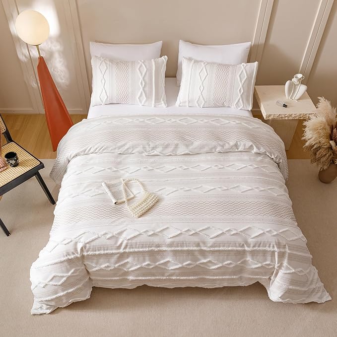CLOTHKNOW Ivory Boho Full Size Comforter Sets 3Pcs Farmhouse Bedding Comforter Sets Clipped Jacquard Stripes Comforter White Khaki Comforter Soft Bohemian