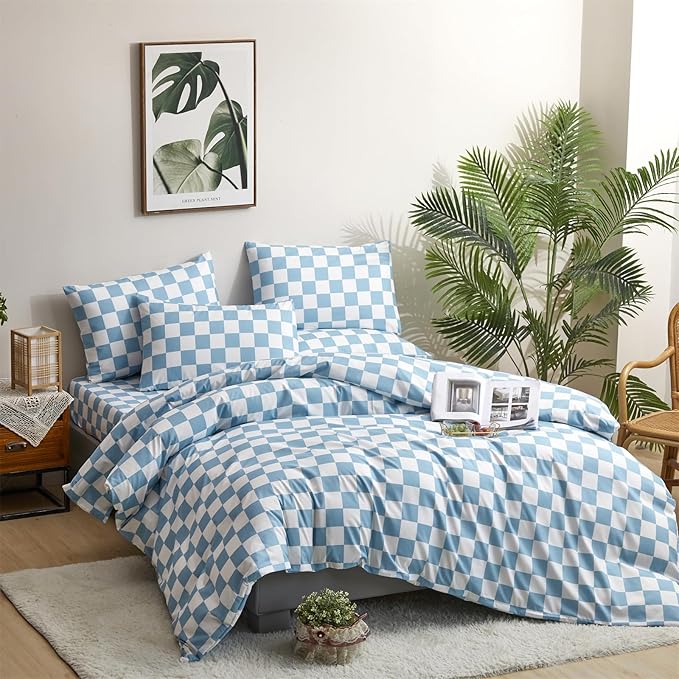 CLOTHKNOW Blue White Plaid King Size Comforter Set Grid Bedding Comforter Sets Checkerboard Comforter King Lake Blue Comforter with 2 x Pillow Cases