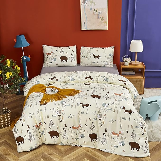 CLOTHKNOW Kids Full Size Comforter Sets Yellow Bear Cartoon Bedding Comforter Sets Fox Theme Woodland Forest Bedding with 2 x Pillow Cases