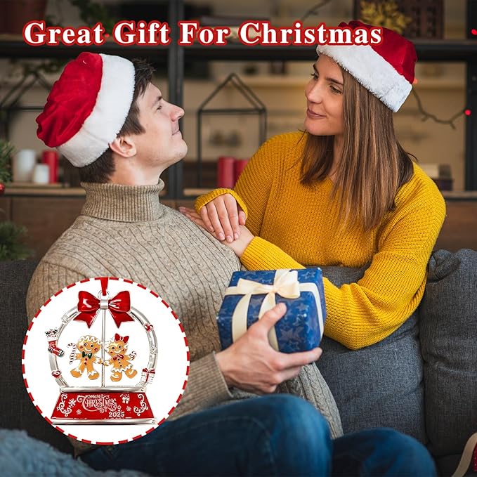 Christmas Gingerbread Couple Ornaments 2025 for Tree Decorations,Dated 2025 Metal Wreath Ornament with Rotatable for Christmas Keepsake Gifts for Grandparents, Kids, Friend