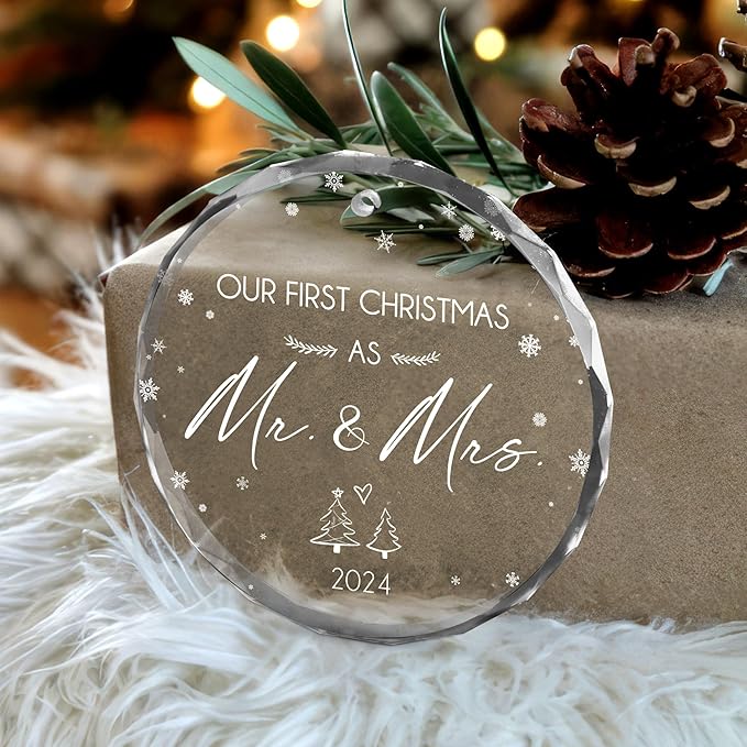 Anniversary Wedding Gifts for Him, Her, Christmas Ornament - Just Married, Romantic Couple Gifts for Husband and Wife - Christmas Tree Decoration Glass Ornament