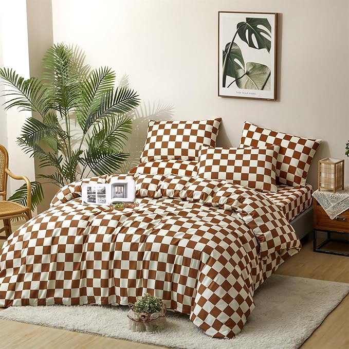 CLOTHKNOW Brown Beige Plaid King Size Comforter Set 3Pcs Grid Bedding Comforter Sets Soft All Season Checker Caramel Comforter with 2 x Pillow Cases
