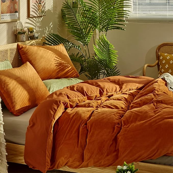 CLOTHKNOW Burnt Orange Fluffy Queen Comforter Set 3Pcs Velvet Bedding Comforter Sets Rust Comforter Terracotta Comforter Queen with 2 x Pillow Cases