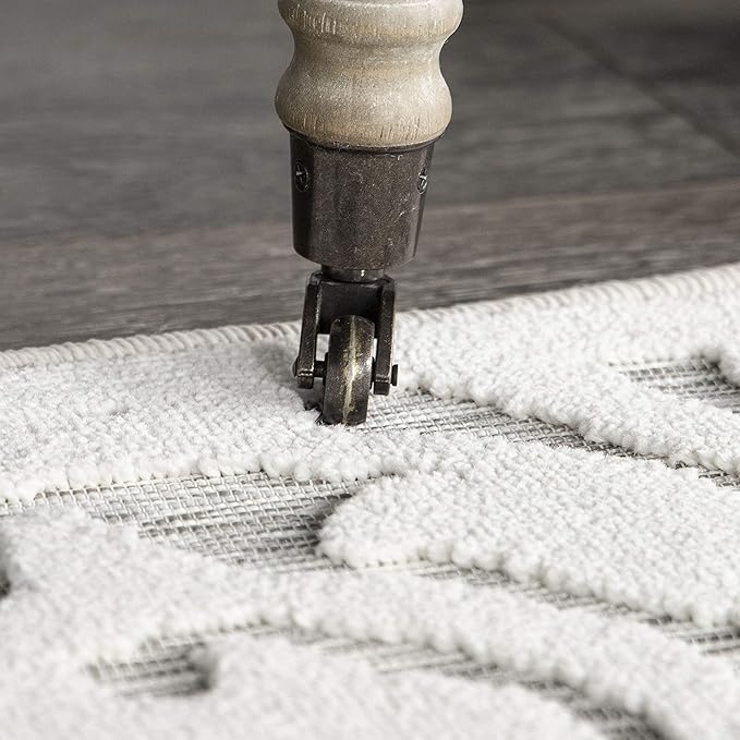 Orian My Texas House Lady Bird Rug 6.5ft Round High-Low Floral Indoor Outdoor, Natural Grey