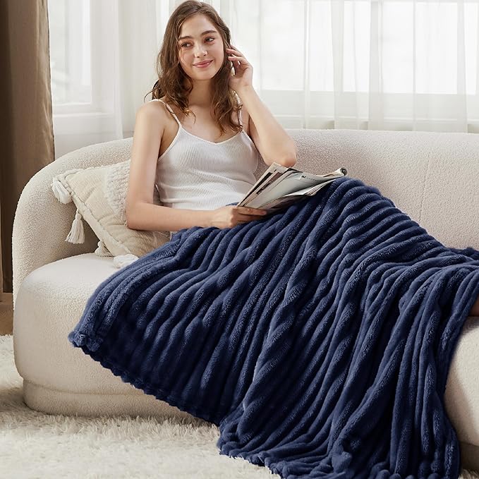 Bedsure GentleSoft Blue Twin Blanket for Bed - Cozy Soft Blankets for Women, Cute Large Throws for Girls, 66x90 Inches