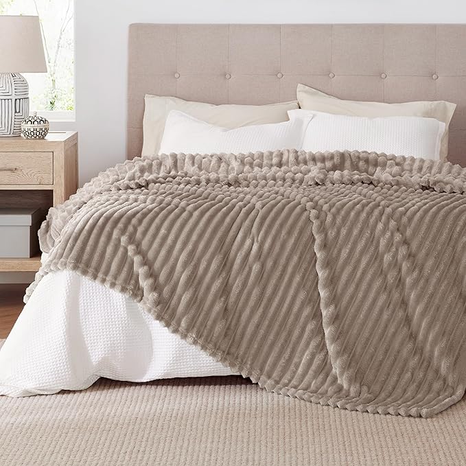 Bedsure GentleSoft Mocha Meringue Fleece Blanket for - Cozy Soft Blankets for Women, Cute Small Throws for Girls, 90x90 Inches