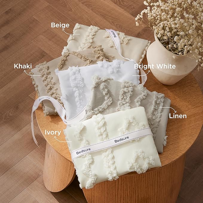 Bedsure Tufted Boho Comforter Set King Size - Beige Boho Bed Set, GentleSoft™ 3 Pieces Farmhouse Shabby Chic Embroidery Bedding, Gifts for Woman, Soft Jacquard King Comforter for All Seasons