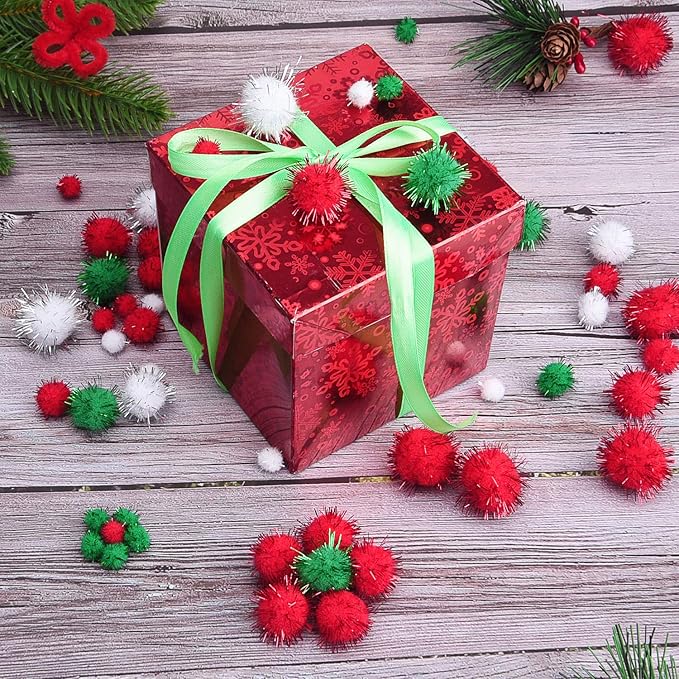 Livder Christmas Pom Poms Pompoms Red Green White Glitter Fluffy Balls, DIY Art Crafts Decorations Supplies (4 Sizes, 900 Pieces)