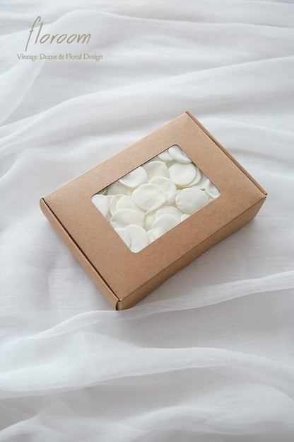 Floroom 500pcs Rose Petals Ivory Faux Silk Flower Petals for Wedding Flower Girl Basket White Aisle Scatter Dinner Table Centerpieces Party Confetti Bridal Shower Romantic Night Decoration