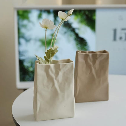 WENSHUO Crinkle Paper Bag Shape Ceramic Flower Vase, Large Capacity for Flower Arrangement, Bookshelf Decorative (Matte Crème)