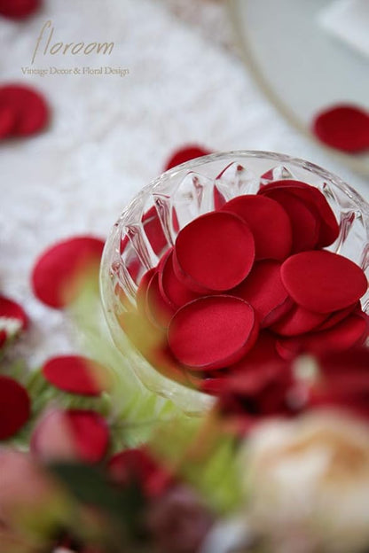 Floroom 500pcs Rose Petals Dark Red Faux Silk Flower Petals for Wedding Flower Girl Basket Aisle Scatter Dinner Table Centerpieces Party Confetti Bridal Shower Romantic Night Decoration