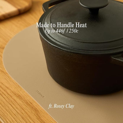 Clay Pink Oval Silicone Placemats Set of 6 – Heat Resistant, Waterproof, Easy to Clean Non-Slip Modern Dining Table Mats – Premium Leather Textured Japandi Kitchen Decor