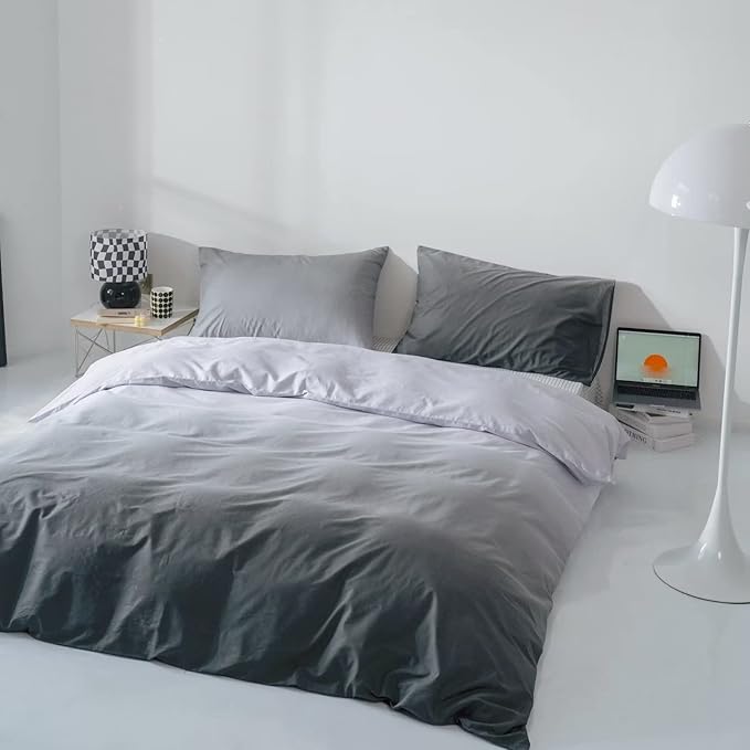 CLOTHKNOW Grey White King Size Comforter Set Gradient Gray Bedding Comforter Sets Soft Grey Comforter King with 2 x Pillow Cases