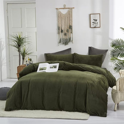 Pureant Army Green Velvet Comforter King Solid Dark Green Fluffy Bedding Comforters Women Men Plain Fluffy Olive Green Soft Quilts Cozy Blackish Green Flannel Blankets Puffy Military Hunter Green Bed