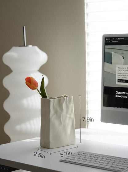 WENSHUO Crinkle Paper Bag Shape Ceramic Flower Vase, Large Capacity for Flower Arrangement, Bookshelf Decorative (Matte Crème)