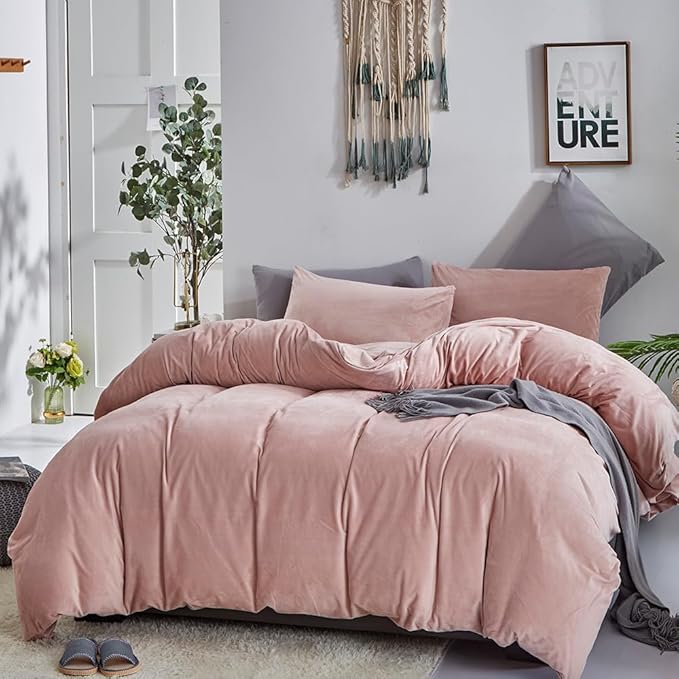 CLOTHKNOW Pink Fluffy Full Size Comforter Sets Velvet Bedding Comforter Sets Soft Blush Comforter Pink Comforter with 2 x Pillow Cases