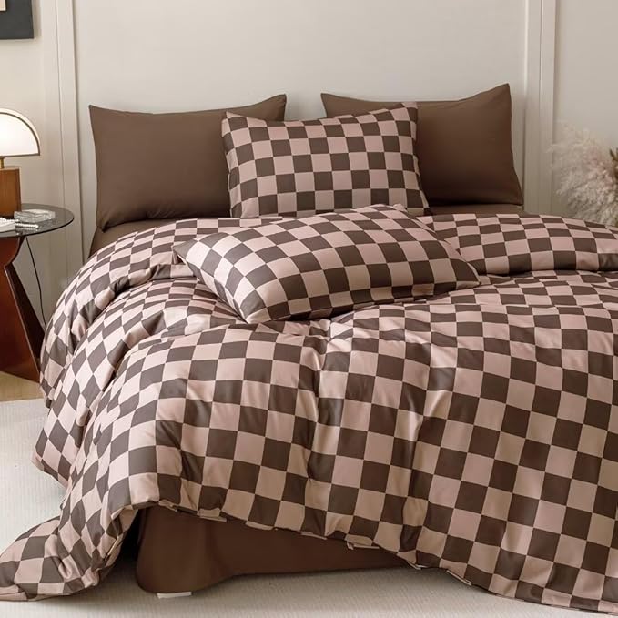 CLOTHKNOW Dark Brown Plaid Comforter Set Queen Grid Bedding Comforter Sets Soft Checkerboard Comforter Geometric Comforter with 2 x Pillow Cases