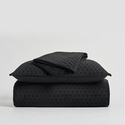 EVERGRACE Luxury Velvet Quilt Bedding Set Full Queen Size 3 Pieces with Pillow Shams, Soft Cross-Stitch Velvet Comforter Set, Lightweight Coverlet Bedspread for All Seasons, Black