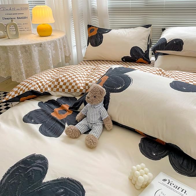 CLOTHKNOW Black Floral Full Size Comforter Sets Sunflower Bedding Comforter Sets Pumpkin Plaid Comforter Beige Black Comforter with 2 x Pillow Cases