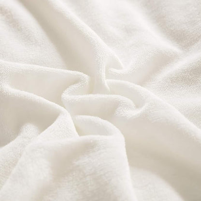 CLOTHKNOW White Fluffy King Size Comforter Set Velvet Bedding Comforter Sets Soft Flannel Comforter King White Comforter with 2 x Pillow Cases