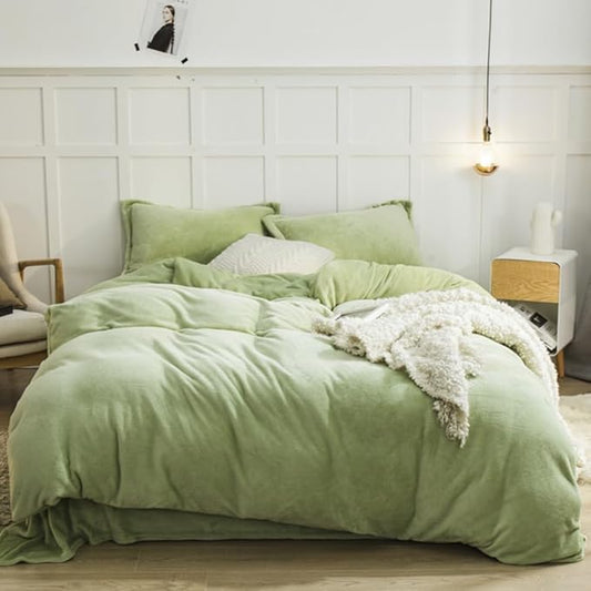 CLOTHKNOW Sage Green Fluffy Comforter Set California King Velvet Bedding Comforter Sets Green Comforter Soft Light Green Comforter Sets Cal King