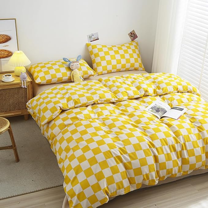 CLOTHKNOW Yellow White Grid Queen Comforter Set Plaid Bedding Comforter Sets Checker Queen Comforter Light Yellow Queen Size Comforter Sets