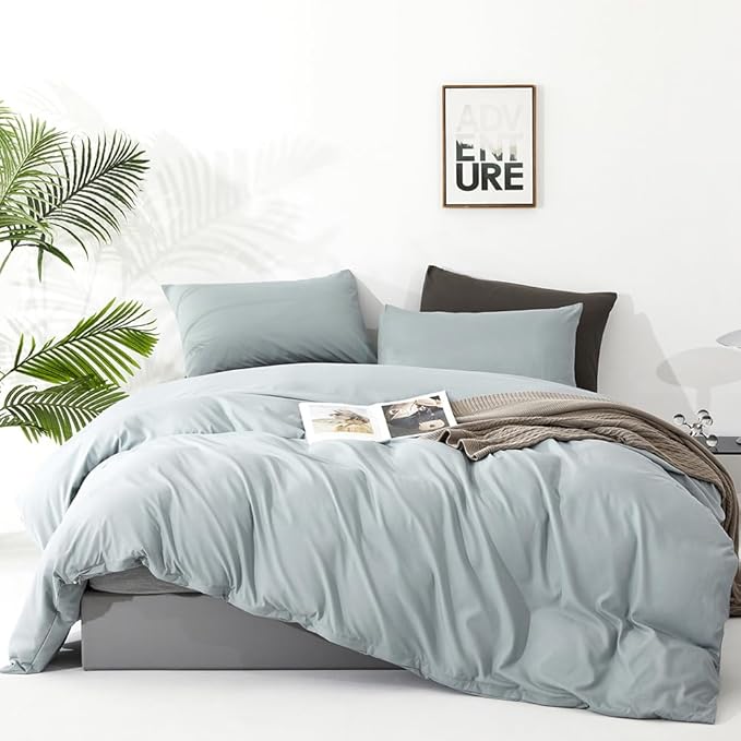 CLOTHKNOW Light Blue Queen Comforter Set 3Pcs Blue Bedding Comforter Sets Soft Women Grils Queen Comforter with 2 x Pillow Cases