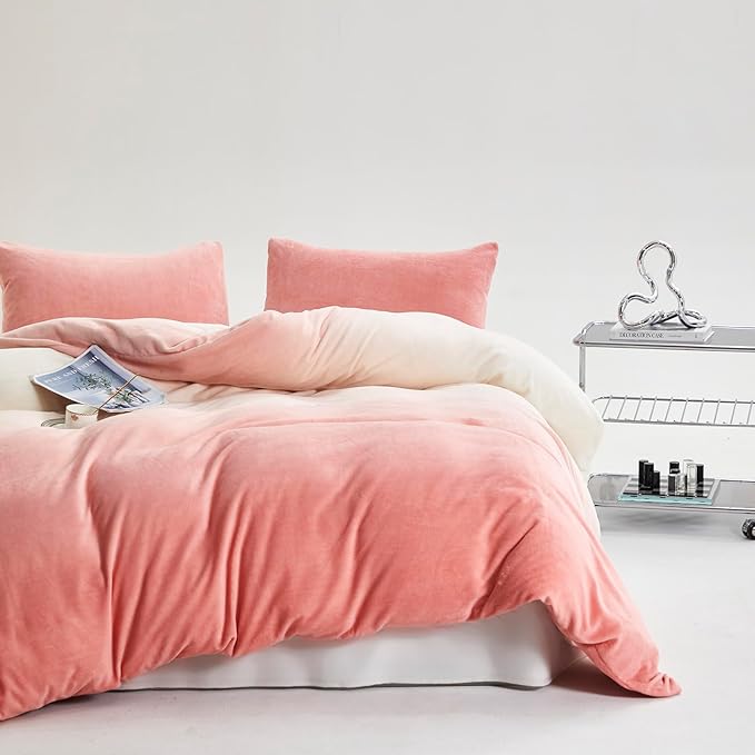 CLOTHKNOW Pink White Comforter Sets Twin/Twin XL Gradient Blush Velvet Bedding Comforter Sets Mauve Bed Sets Pink Bedding Sets Soft