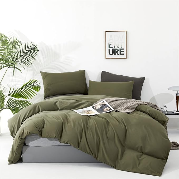 CLOTHKNOW Olive Green Queen Comforter Set 3Pcs Green Bedding Comforter Sets Soft All Season Dark Green Comforter with 2 x Pillow Cases