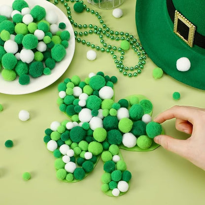 UPINS St. Patrick's Day Pom Poms Balls,600 Pieces Green Pom Poms Mixed Sizes Pompoms for Crafts Making DIY Spring St. Patrick's Day Party Decorations Supplies (3 Sizes)