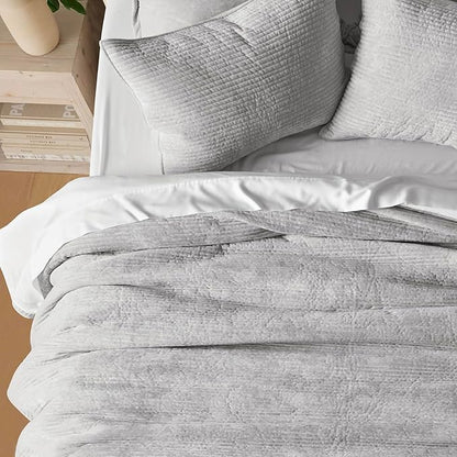 EVERGRACE Velvet Quilt Set King Size, Luxurious Soft Quilted Bedding Sets, Lightweight Velvet Comforter for All Season, Striped Channel Bedspread Coverlet with 2 Shams, Frost Gray