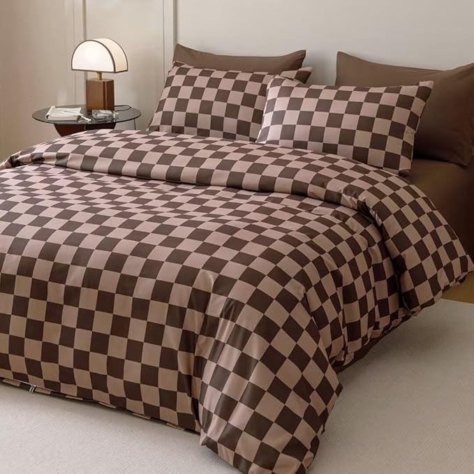 CLOTHKNOW Dark Brown Plaid Comforter Set Queen Grid Bedding Comforter Sets Soft Checkerboard Comforter Geometric Comforter with 2 x Pillow Cases