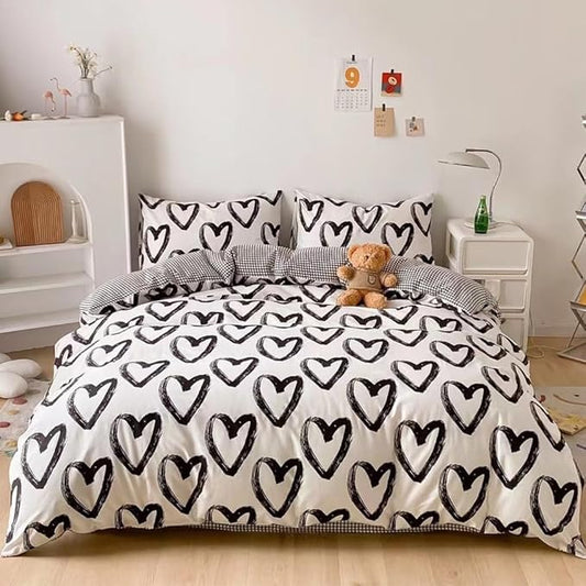 CLOTHKNOW Black White Queen Comforter Set 3Pcs Love Shaped Bedding Comforter Sets Kawaii Queen Comforter Cute Black Comforter with 2 x Pillow Cases