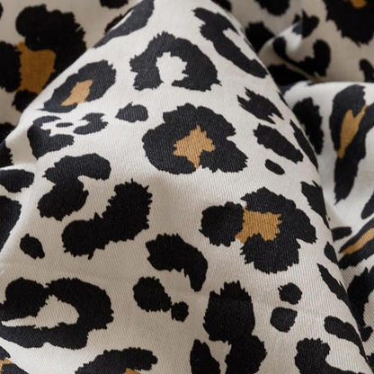CLOTHKNOW Black Cheetah Print King Size Comforter Set 3Pcs Animal Leopard Bedding Comforter Sets Soft Black Brown Bedding Sets with 2 x Pillowcases King Size
