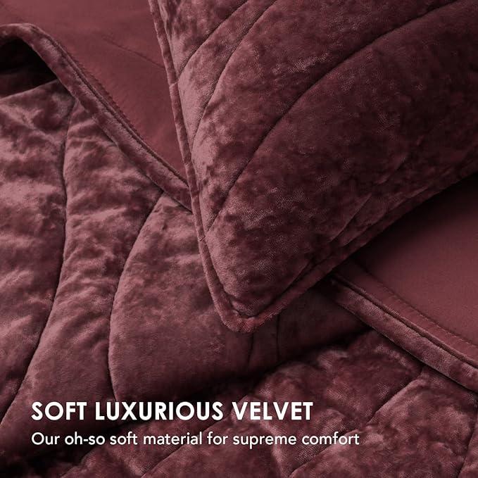 EVERGRACE Luxury Velvet Quilt King Size, Ultra Soft Wave Crushed Velvet Bedding Set, Lightweight Quilted Comforter Set for All Season, Oversized Bedspread Coverlet with 2 Shams, Burgundy
