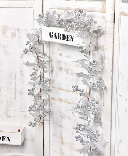DearHouse 6FT Silver Berry Christmas Garland, Flexible Artificial Berry Garland for Indoor Outdoor Home Fireplace Decoration for Winter Christmas Holiday New Year Decor
