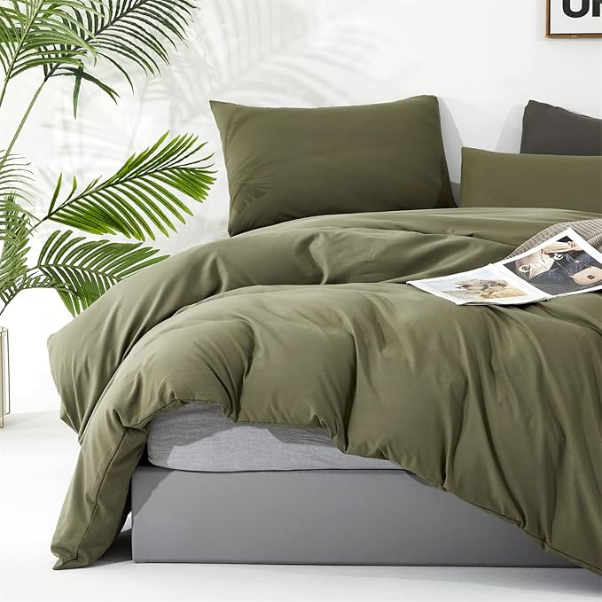 CLOTHKNOW Olive Green King Size Comforter Set 3Pcs Green Bedding Comforter Sets Soft All Season Hunter Green Comforter with 2 x Pillow Cases