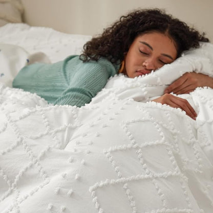 Bedsure Twin XL Comforter Set - White Comforter, Boho Tufted Shabby Chic Bedding for Kids, 2 Pieces Vintage Farmhouse Bed Set for All Seasons, Fluffy Soft Bedding with 1 Pillow Sham
