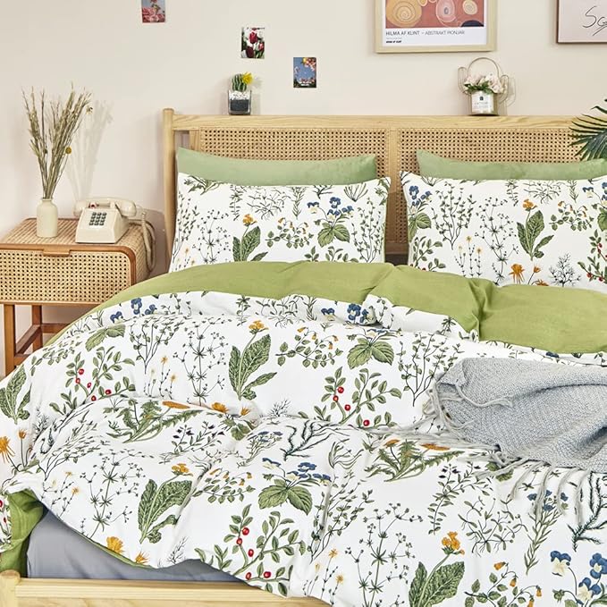 CLOTHKNOW Floral Comforter Set Queen Green White Bedding Comforter Sets All Season Farmhouse Comforter Botanical Comforter with 2 x Pillow Cases