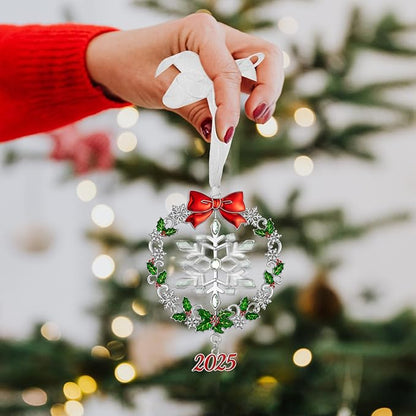 Christmas Tree - 2025 Rotation Snowflake Hanging Ornaments Pendant of Car Charm Holiday Keepsake Gift Home Decor (Snowflake Silver)